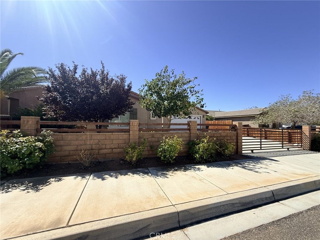 11931 Cove Court, Adelanto