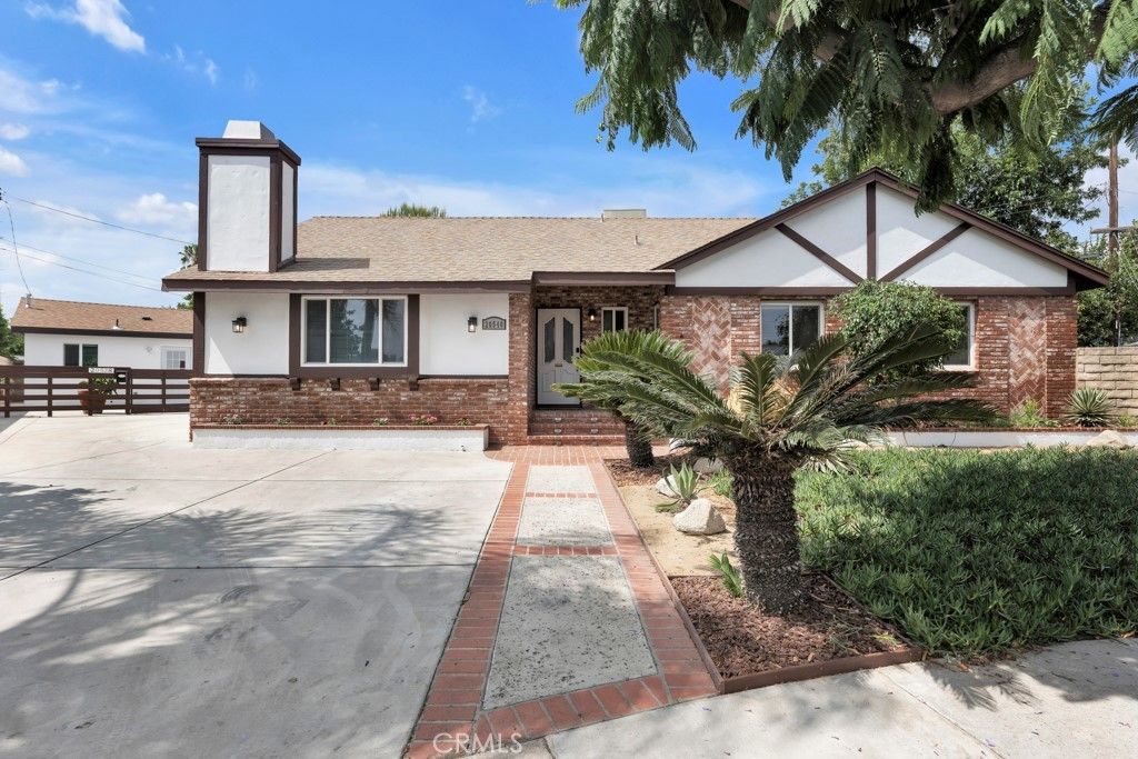 20540 Keswick, Los Angeles