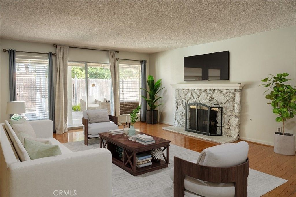 1201 Lyndhurst, Riverside