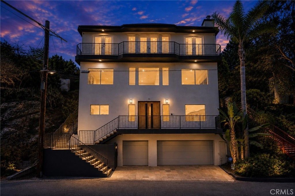 2927 Park Center, Los Angeles