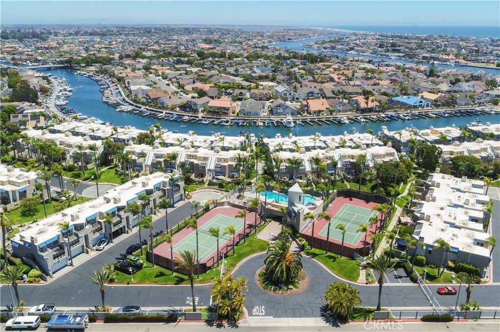 16084 Fame, Huntington Beach