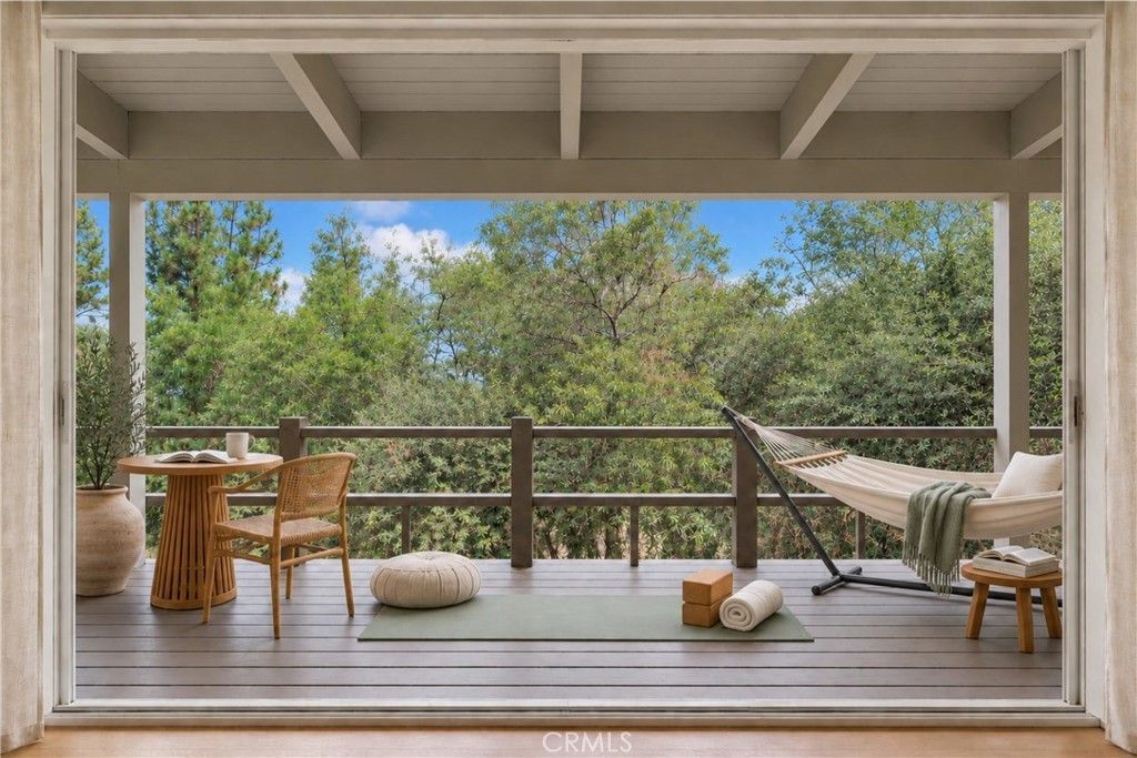 859 Saint Katherine Drive, La Canada Flintridge