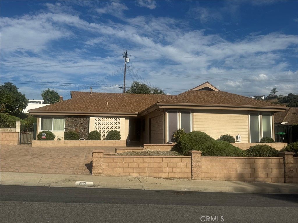 512 Ladera, Monterey Park