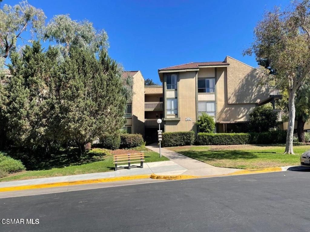 286 Oakleaf Drive # 35, Thousand Oaks