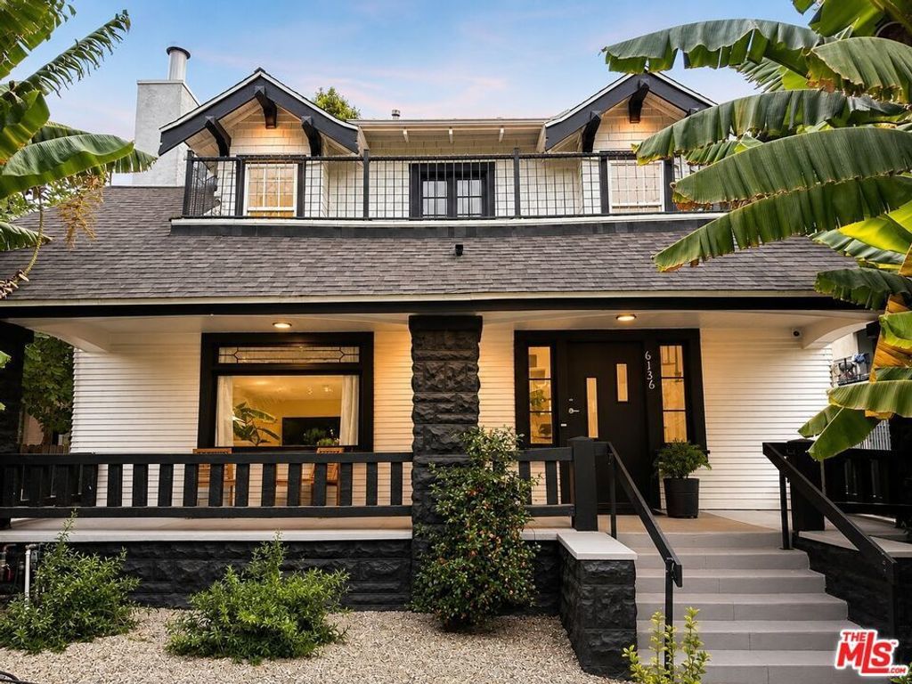 6136 Carlos Avenue, Los Angeles
