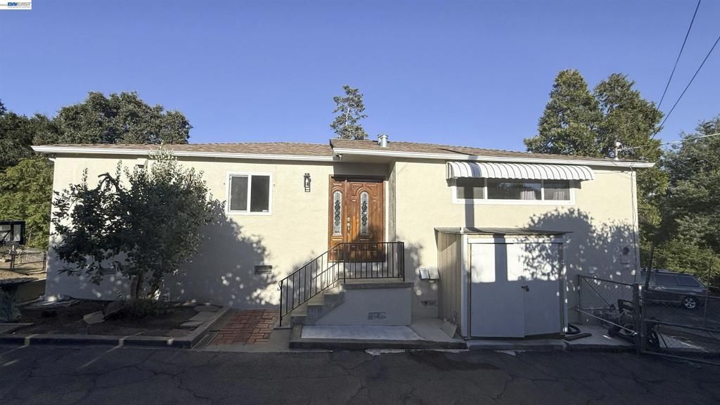 3682 Seven Hills Road, Castro Valley