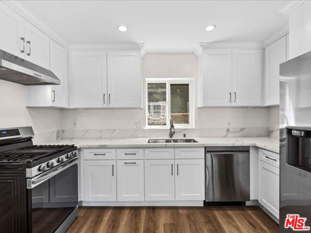 1165 Stanford St # F, Santa Monica