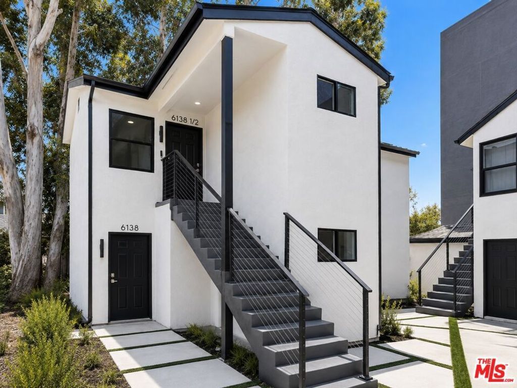 6138 Carlos Avenue # 1/2, Los Angeles
