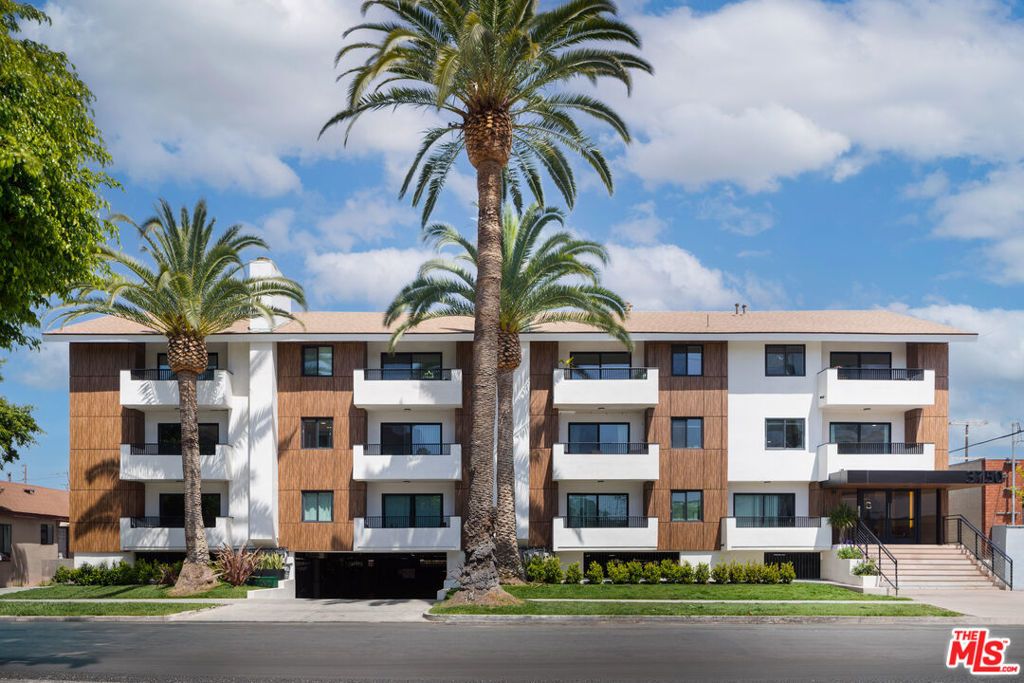 3750 Glendon Avenue # 32, Los Angeles