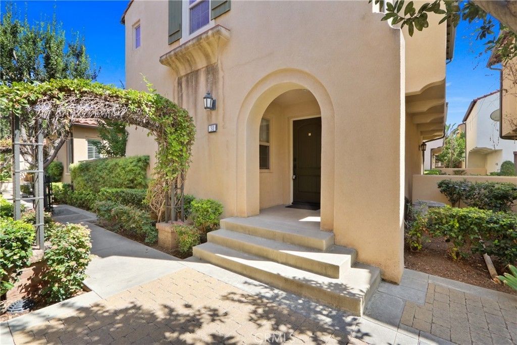 31 Costa Brava, Irvine