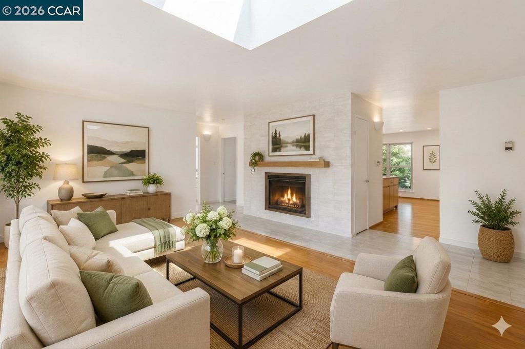 2091 Ascot Dr., Moraga