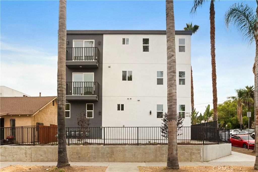 449 N Heliotrope Drive, Los Angeles