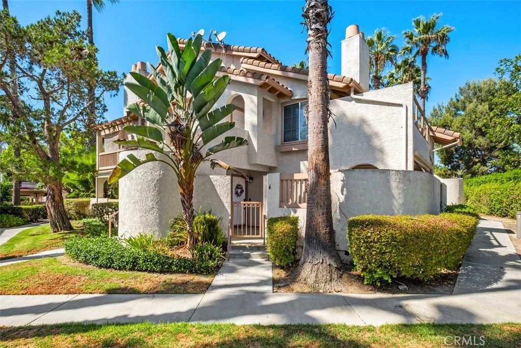 26572 Las Palmas # 4, Laguna Hills