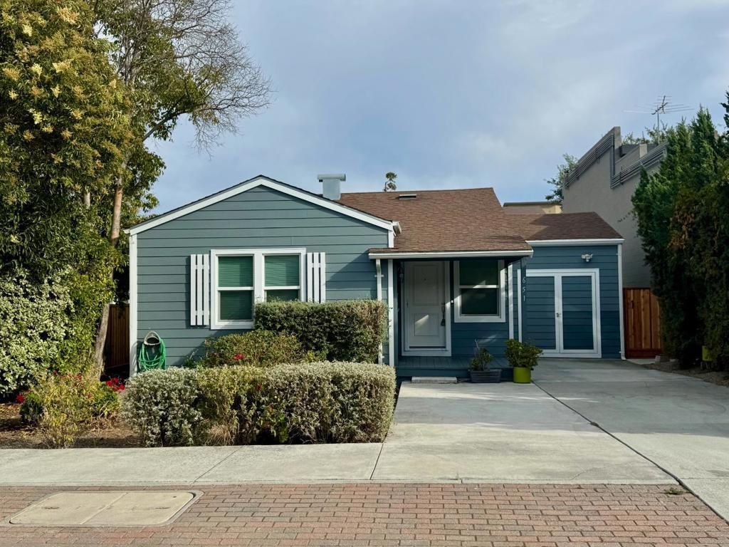 651 Waltermire Street, Belmont