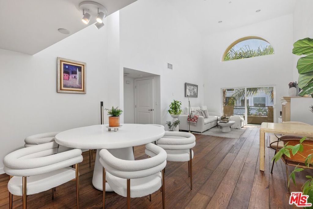 1319 N Detroit Street # Ph1, Los Angeles
