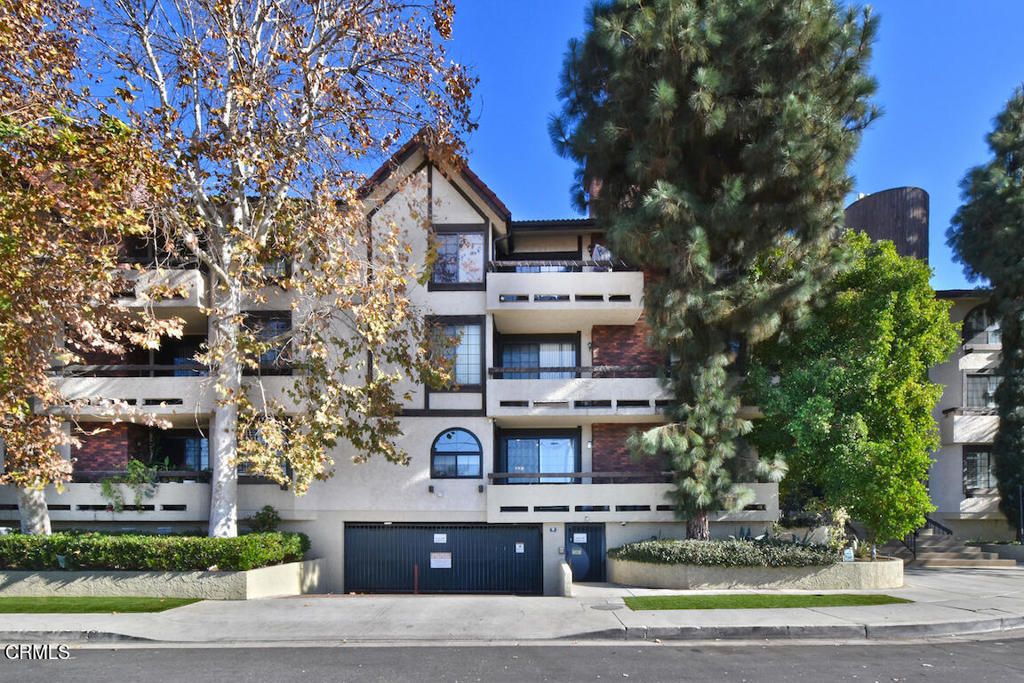5534 Encino Avenue # 101, Encino