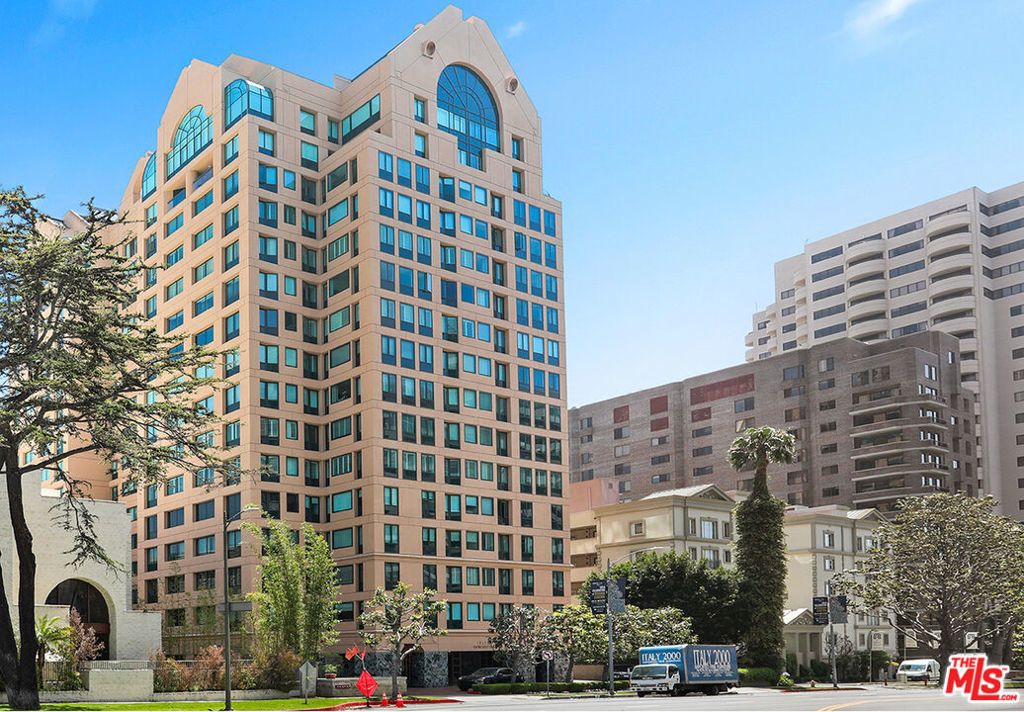 10520 Wilshire Boulevard # 305, Los Angeles