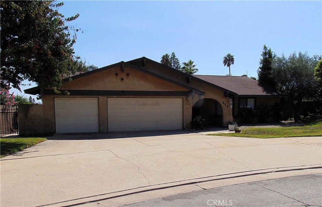 880 Kimberly Court, Upland
