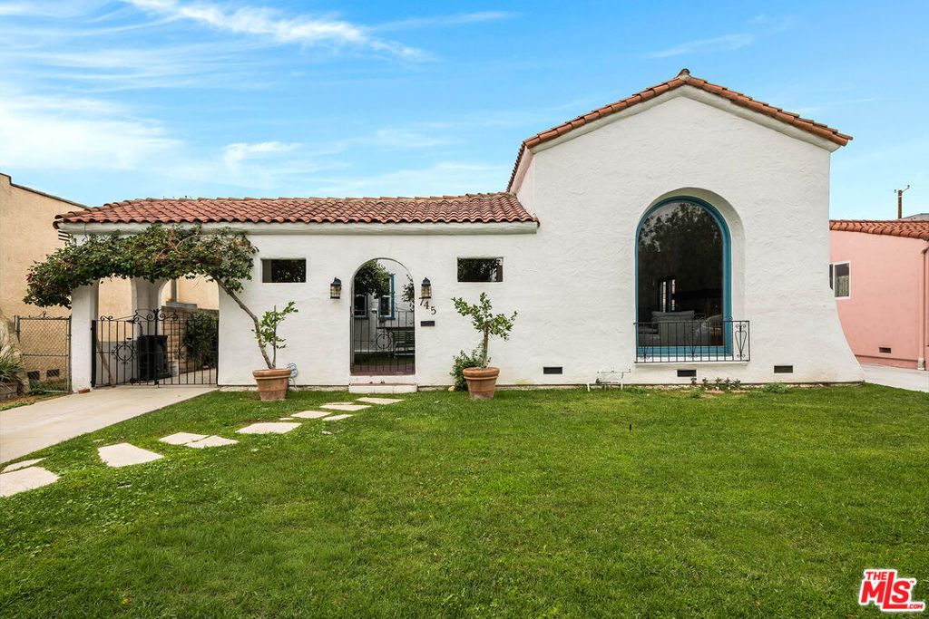 745 N Brighton Street, Burbank