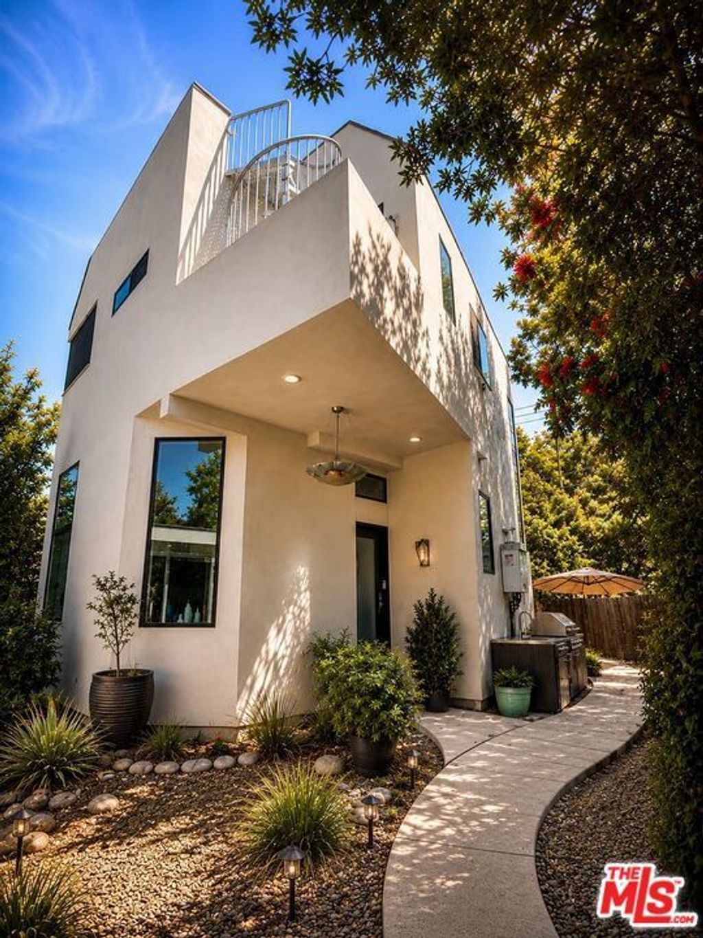 7443 Midfield Ave Avenue, Los Angeles