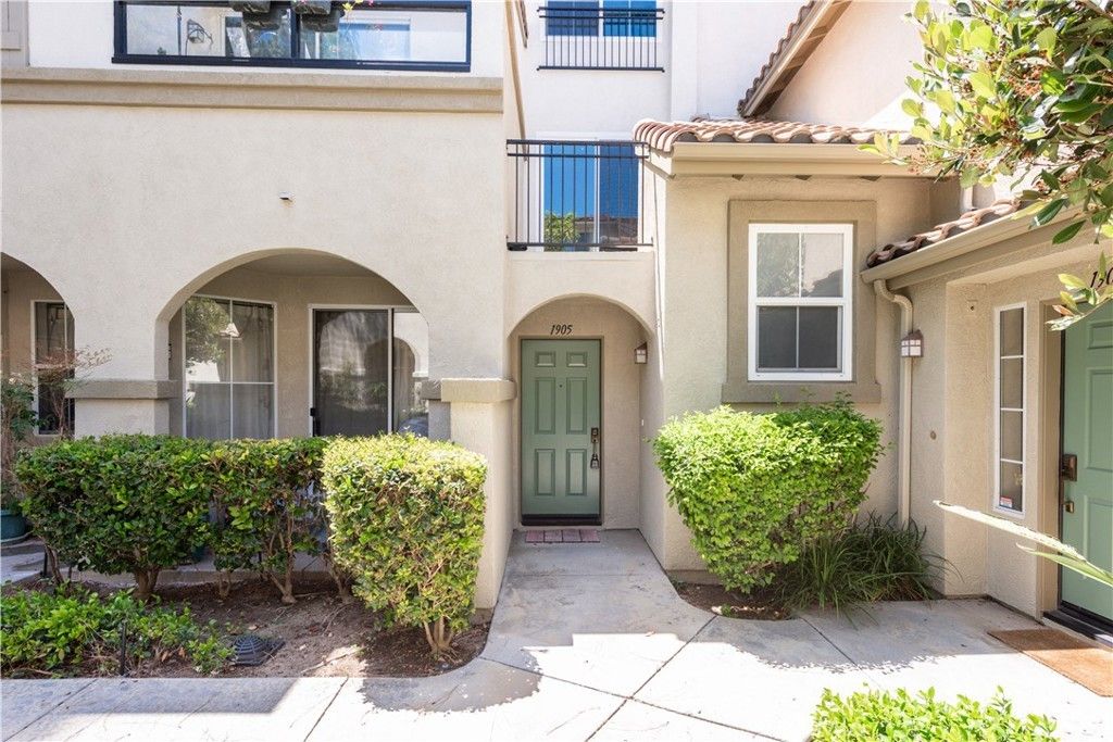 1905 Crescent Oak, Irvine