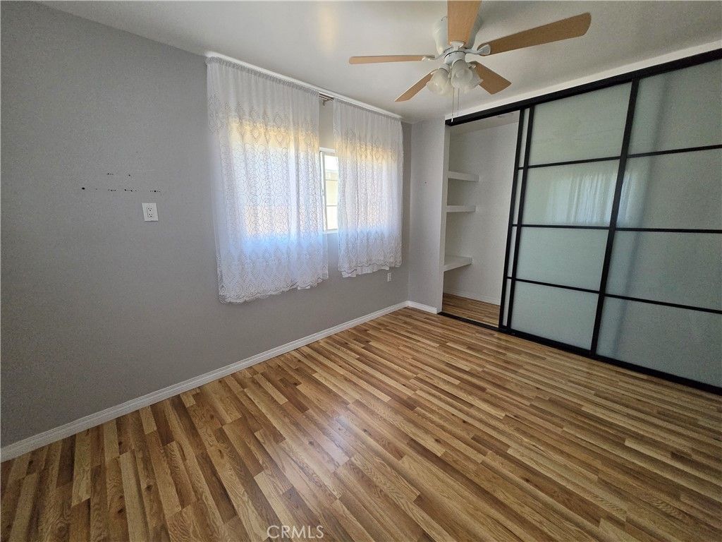 1695 1/2 James Pl, Pomona