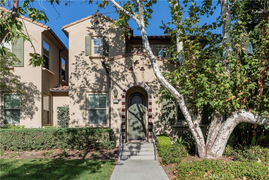 127 Wild Rose, Lake Forest