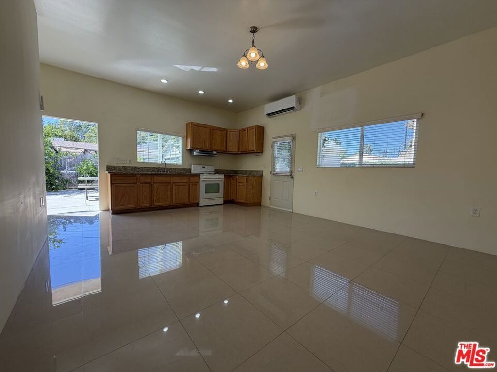 14213 Califa Street, Sherman Oaks