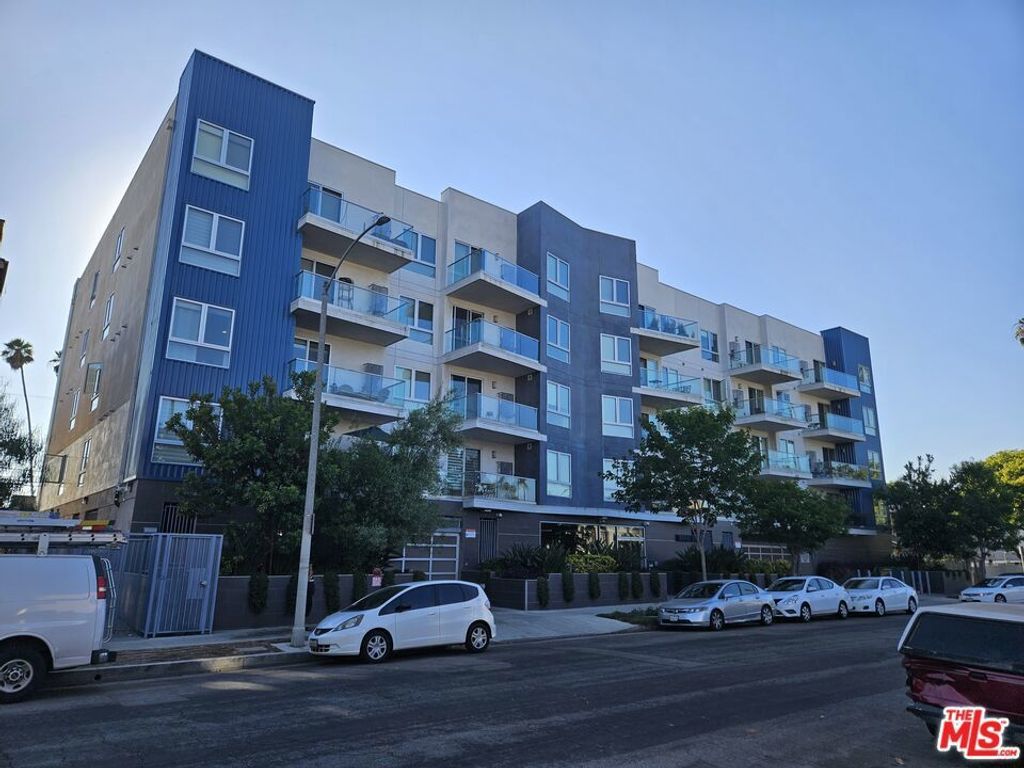 105 S Mariposa Avenue # 403, Los Angeles