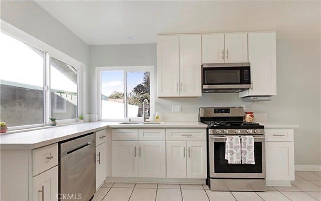 5886 Sky Meadow, Riverside