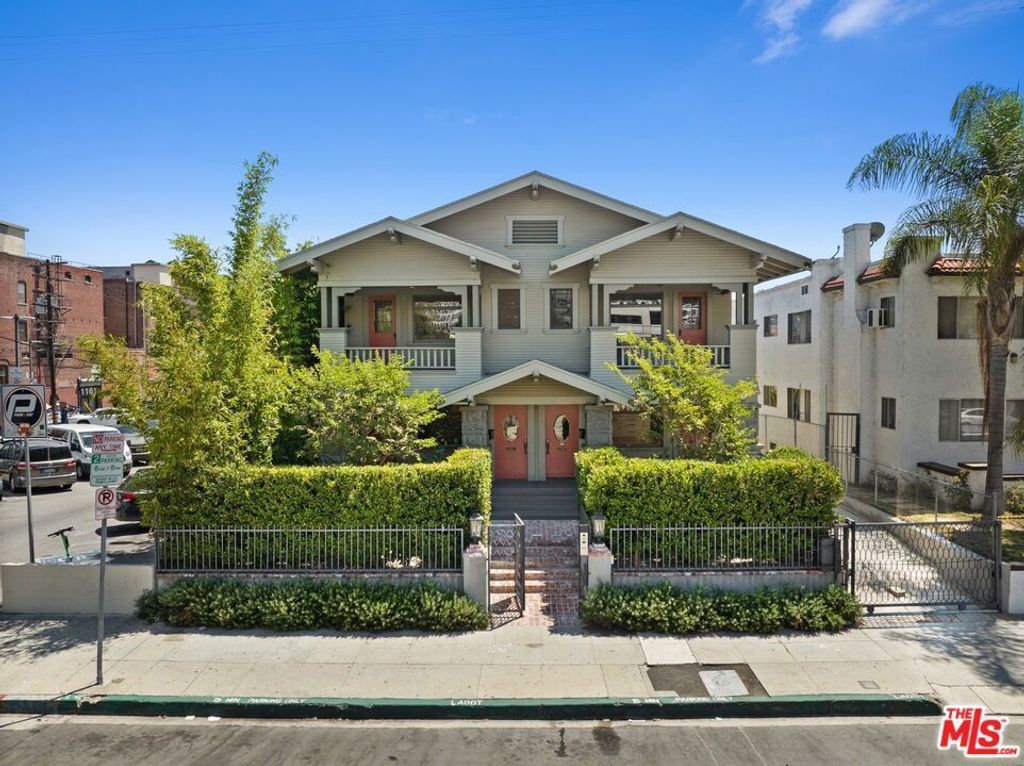 1140 Lemoyne Street, Los Angeles