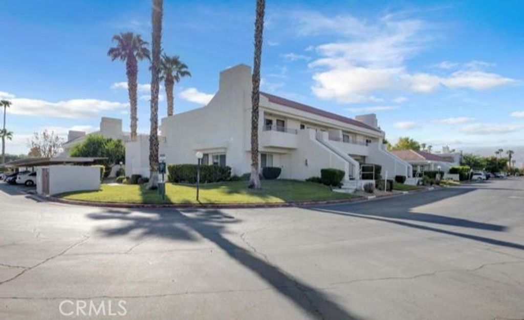 32505 Candlewood # 116, Cathedral City