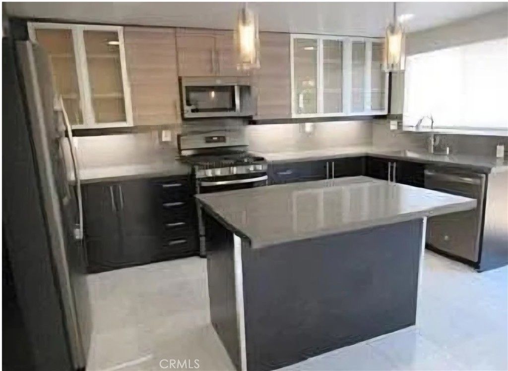 827 Willow Tree, Fallbrook