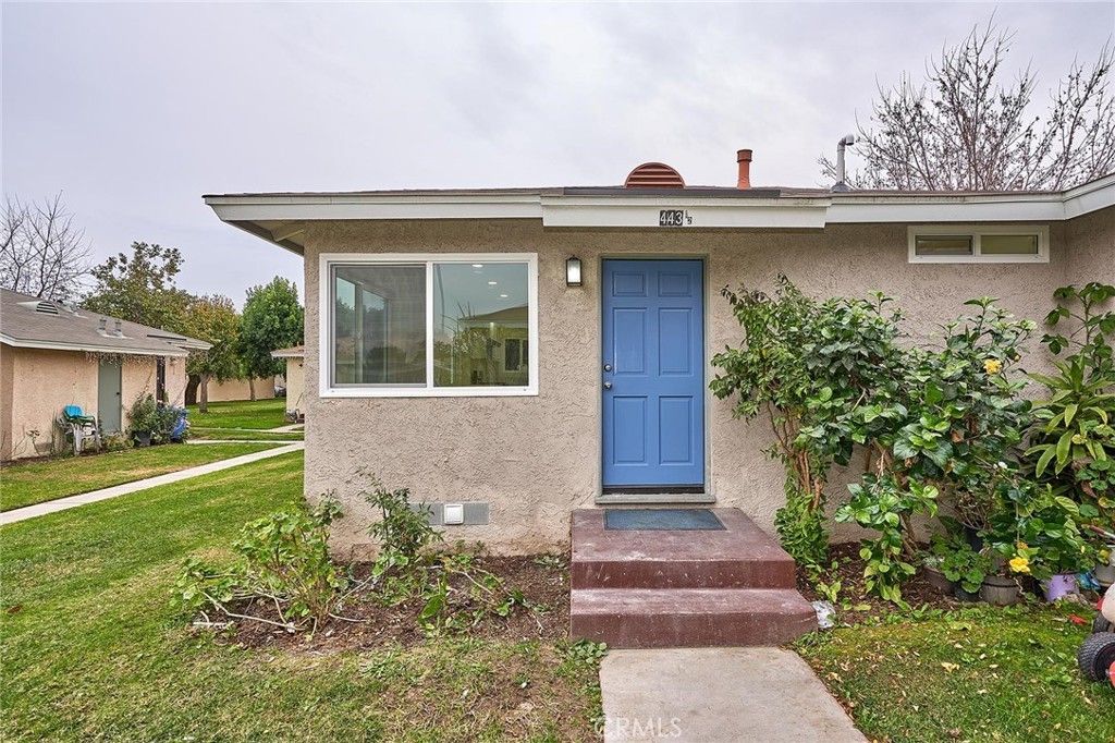 443 1/2 E 234th Walk, Carson
