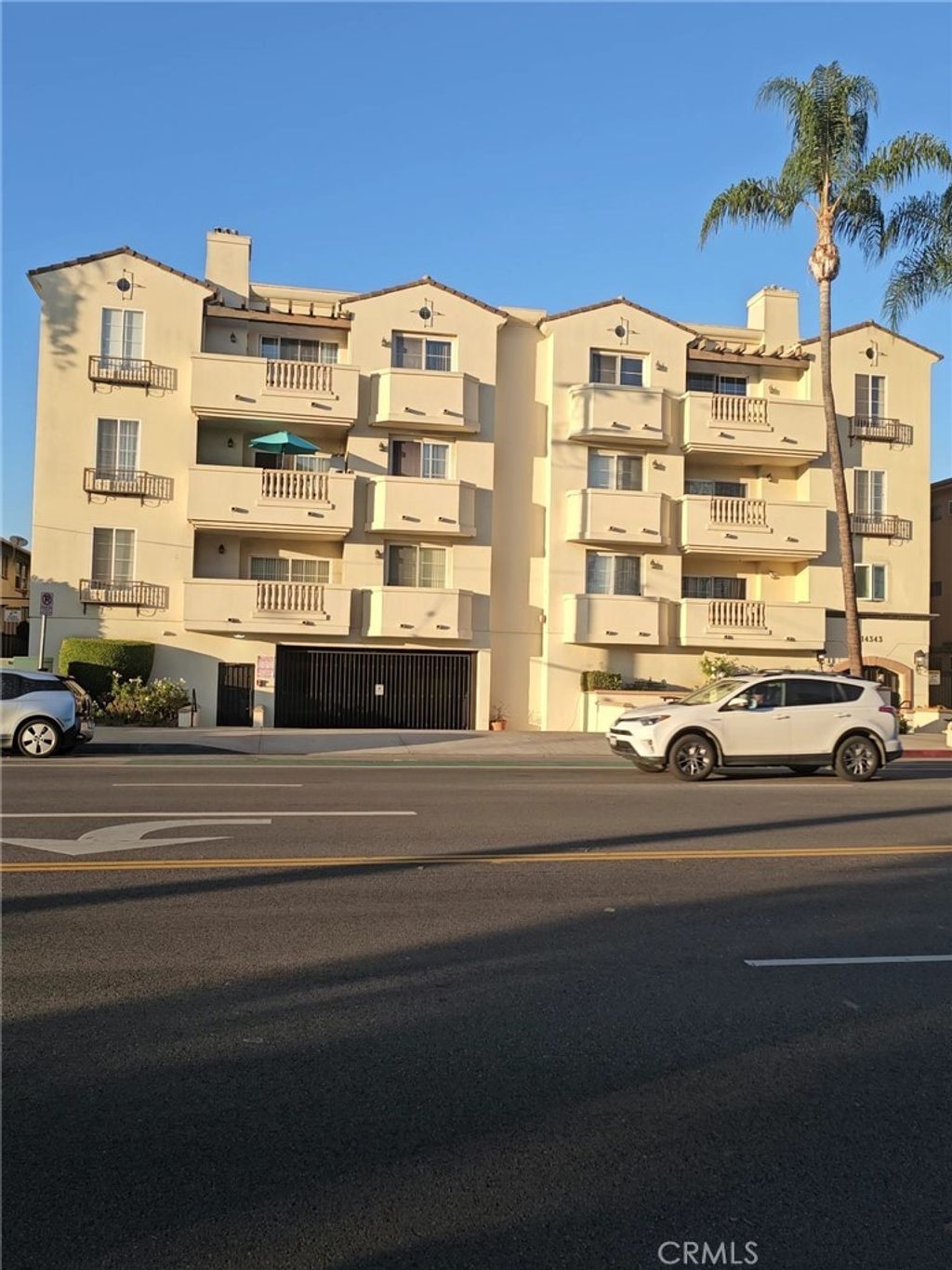 14343 Burbank Blvd. # 305, Sherman Oaks