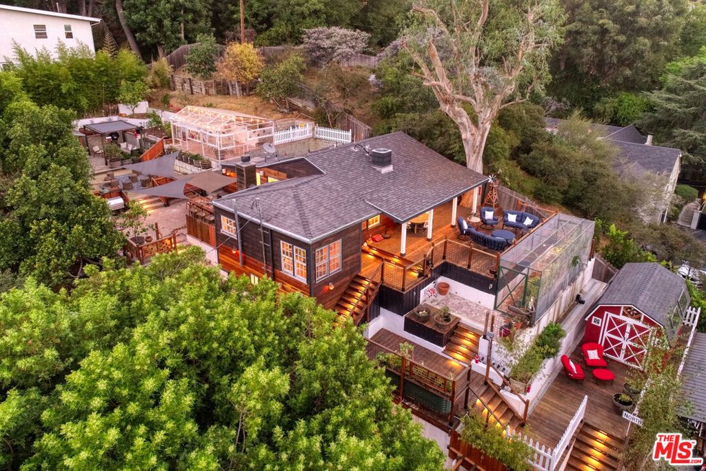 2057 Stanley Hills Place, Los Angeles