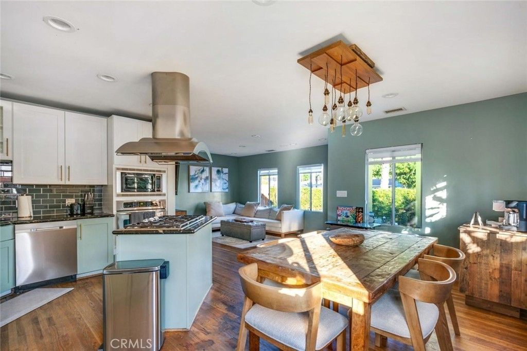 2819 Pacific Avenue, Long Beach