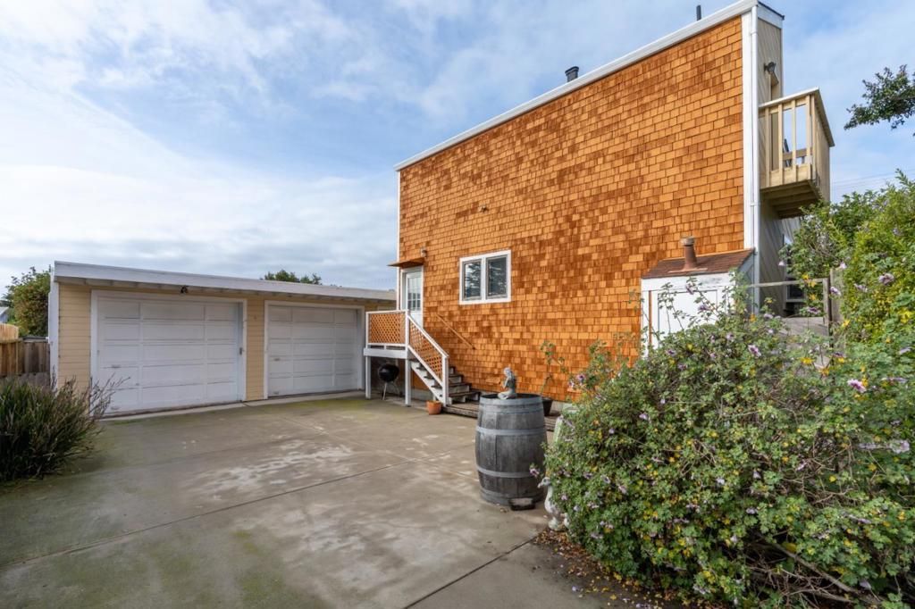 280 Brighton Road, Pacifica