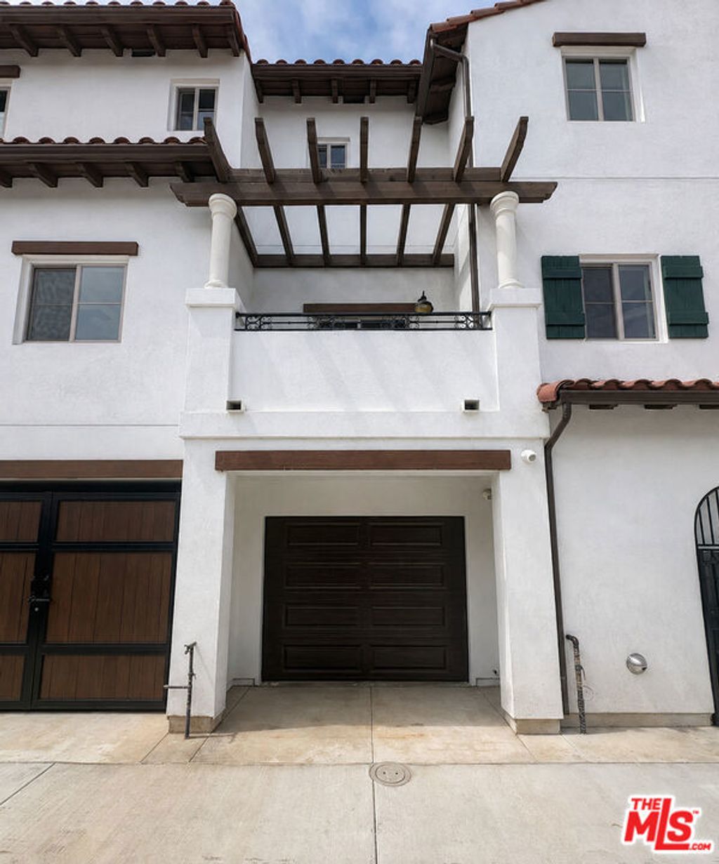 310 N 3rd Street # B, Alhambra