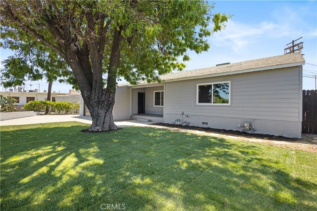 7629 Arcola Ave, Sun Valley