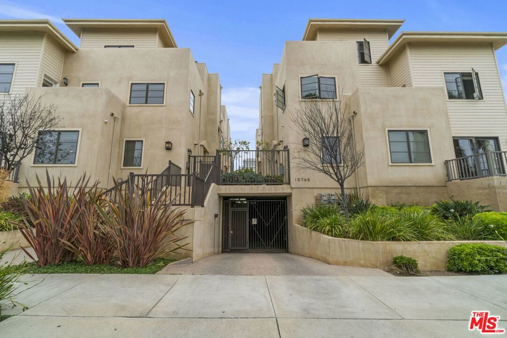 10765 Wilkins Avenue # 8, Los Angeles