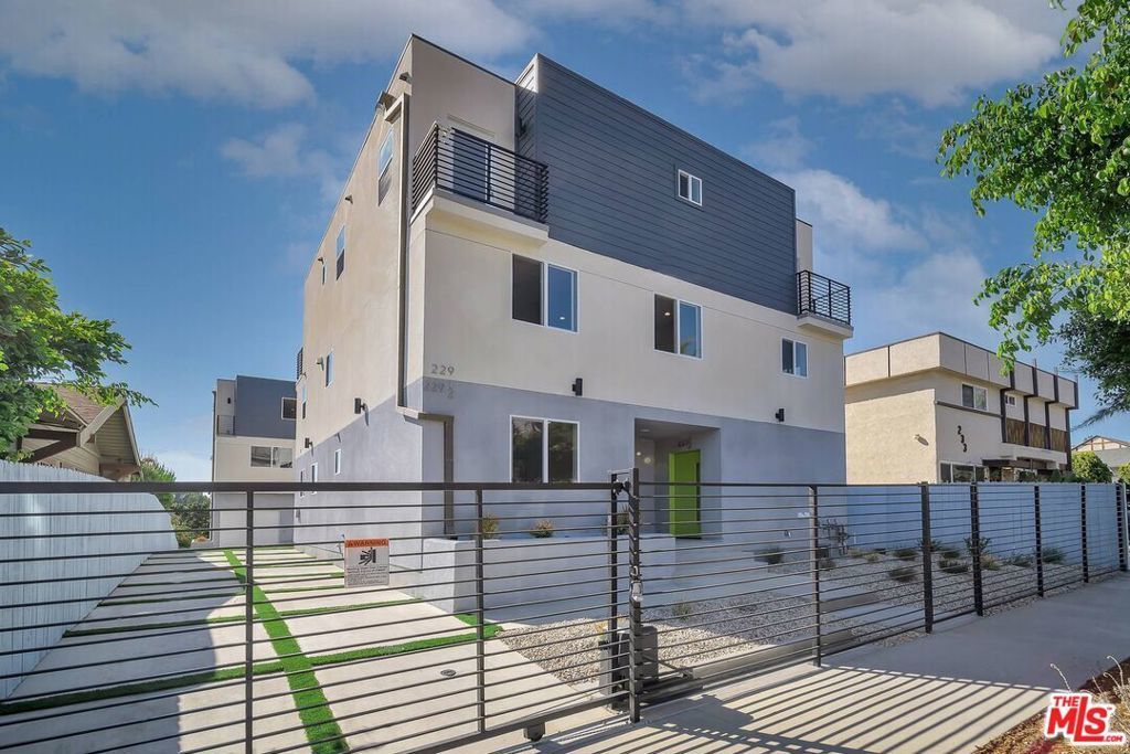 227 N Park View Street, Los Angeles