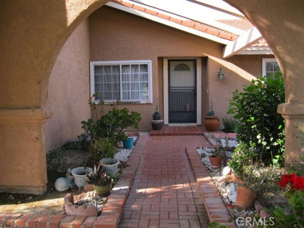 3673 Citronella, Simi Valley