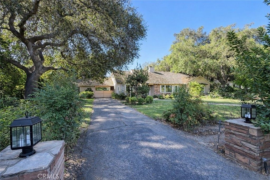 18 Woodland Lane, Arcadia