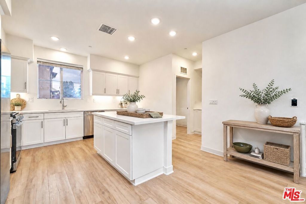11737 Florence Avenue # 6, Santa Fe Springs