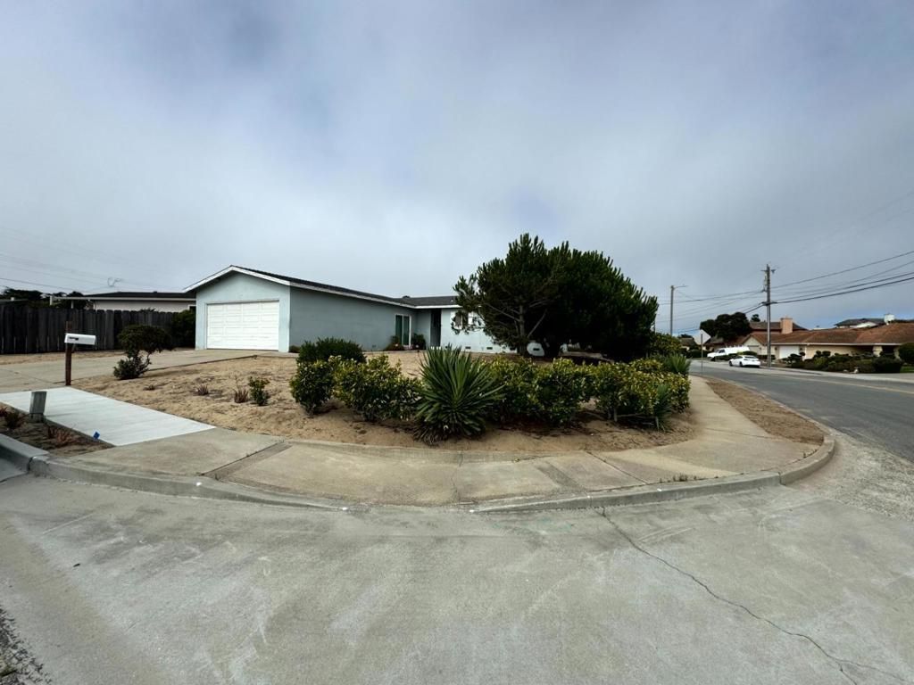 487 Larson Court, Marina