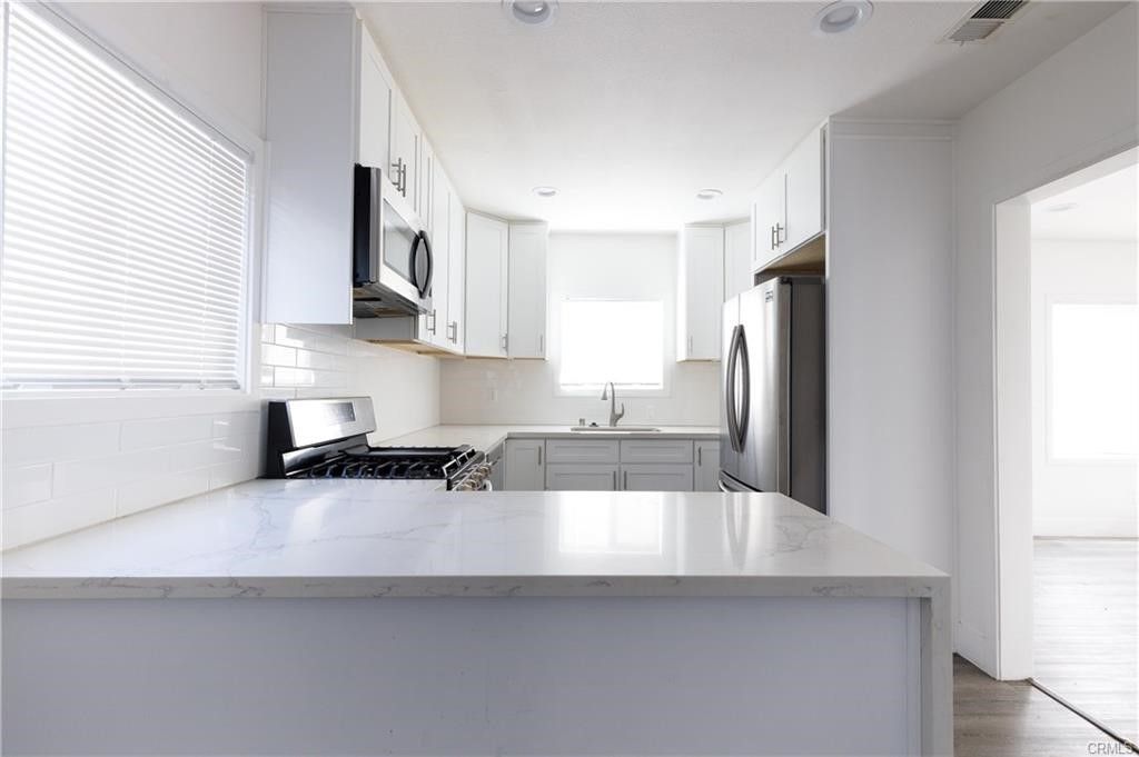 8825 Arrington, Downey