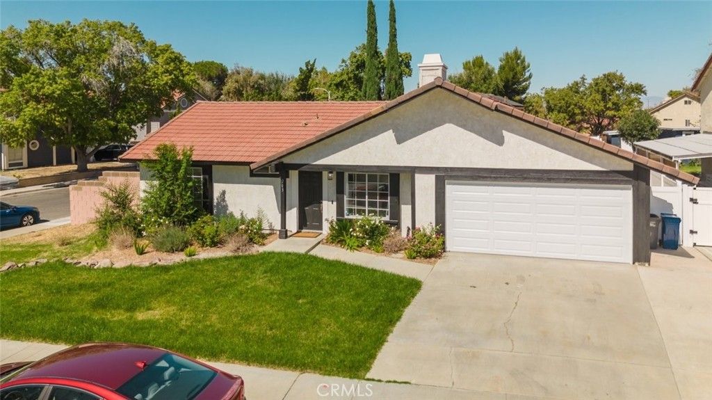 203 Linda Court, Palmdale
