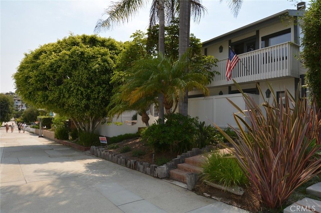 408 6th, Manhattan Beach