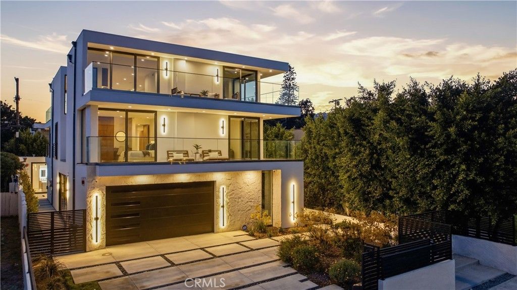 813 N Genesee, Los Angeles